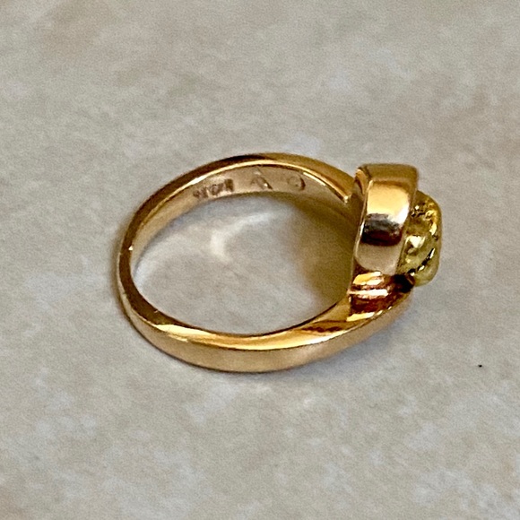 14K Yellow Gold Nugget Vintage Ring - Picture 4 of 15
